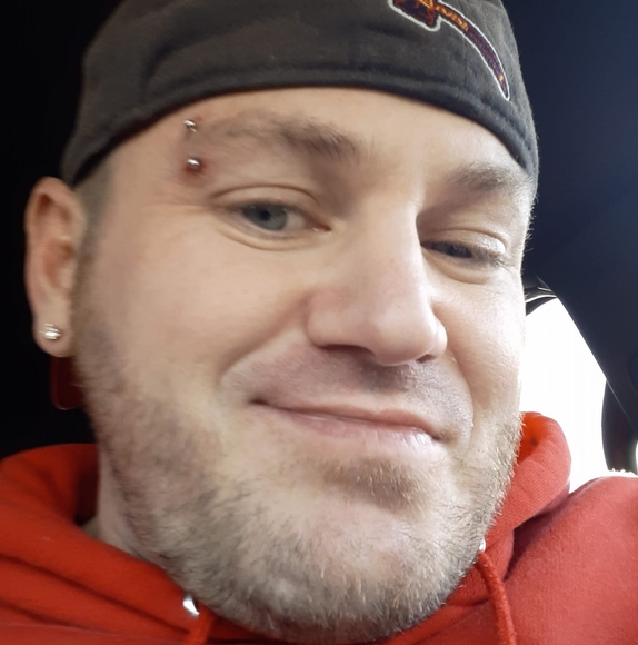 Meet your Posher, Erik - Picture 1 of 1